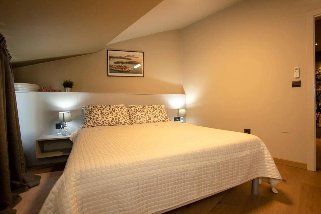 ˇdcˇ Modern Apartment Near The Church Rovinj Exteriör bild