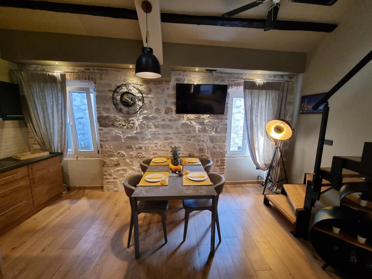 ˇdcˇ Modern Apartment Near The Church Rovinj Exteriör bild