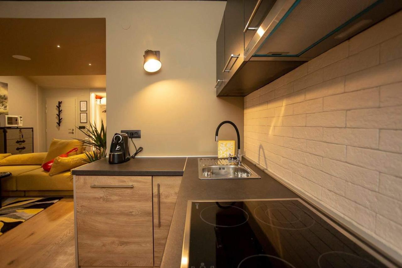 ˇdcˇ Modern Apartment Near The Church Rovinj Exteriör bild