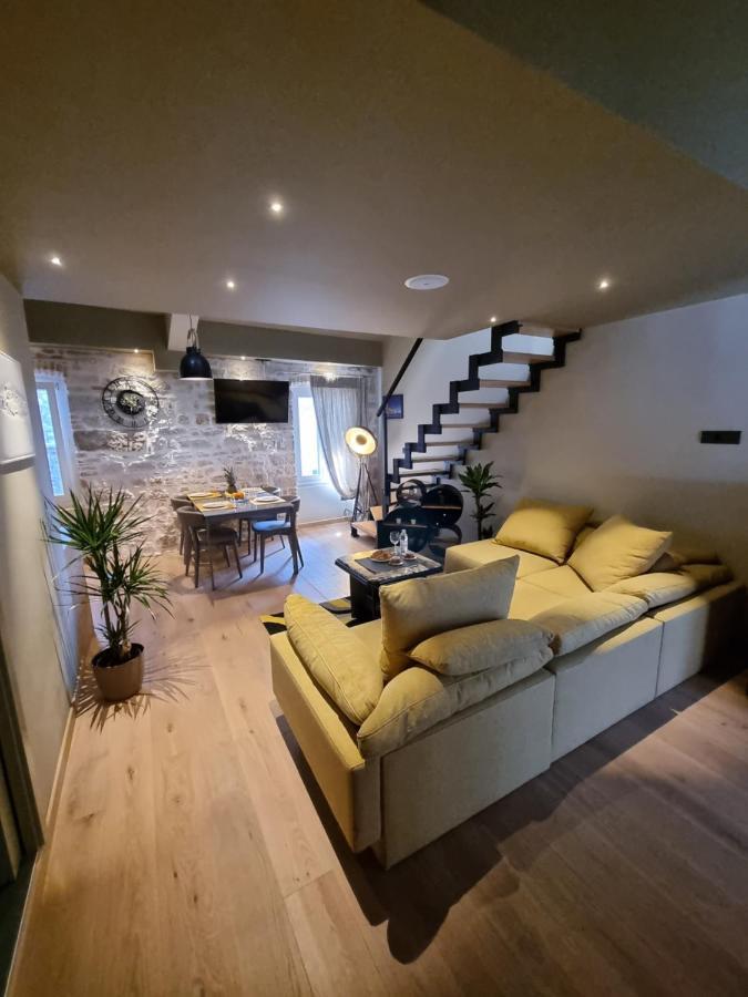 ˇdcˇ Modern Apartment Near The Church Rovinj Exteriör bild